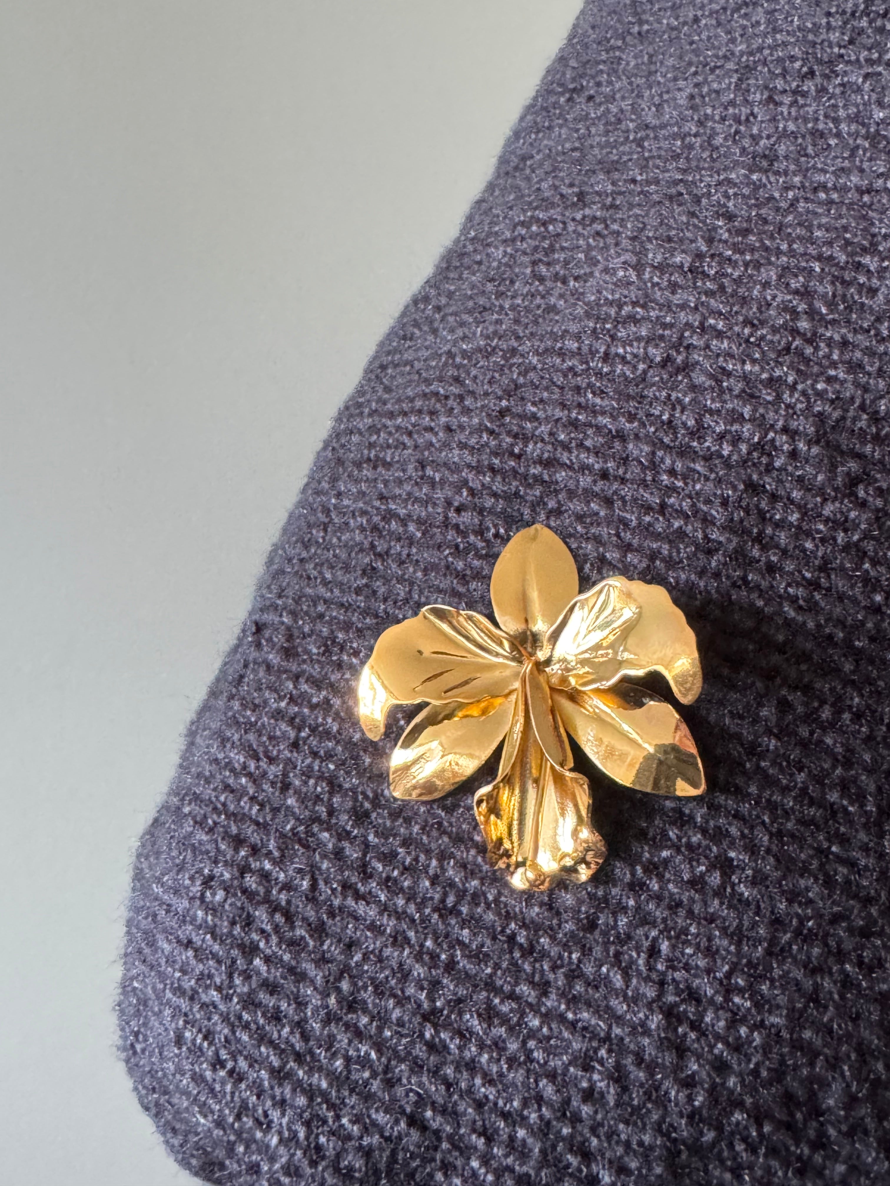 CATTLEYA BROOCH